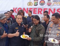 Kapolres Metro Tangerang Kota Berikan Surprise di Hari Pers Nasional 2023