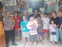 Tebar Kebaikan, Bhabinkamtibmas Kunjungi Anak-anak Disabilitas